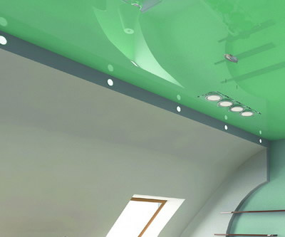 Фото натяжного потолка на мансардном этаже дома