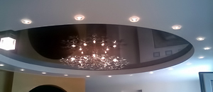 Натяжной потолок с точечной подсветкой